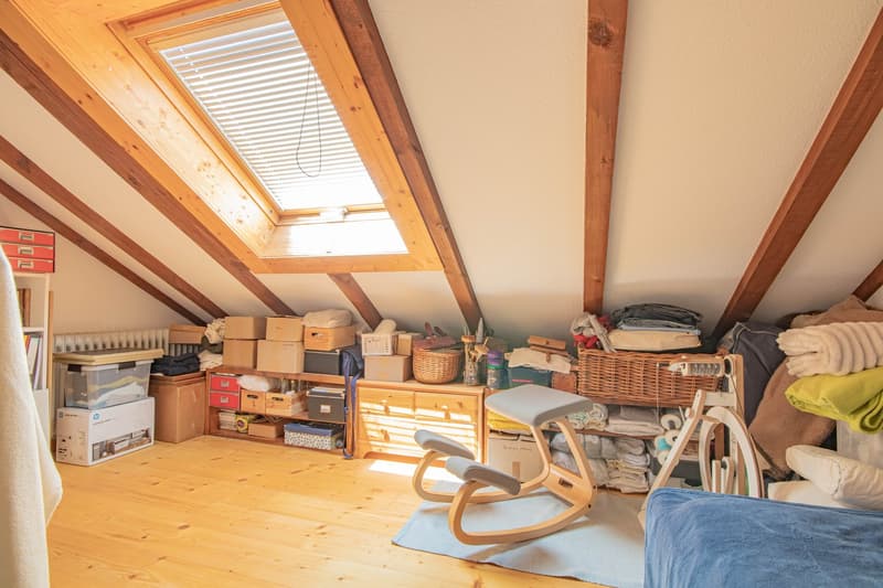 1,5-Zimmer Dachgeschosswohnung mit Galerie und Balkon in Ühlingen (8)