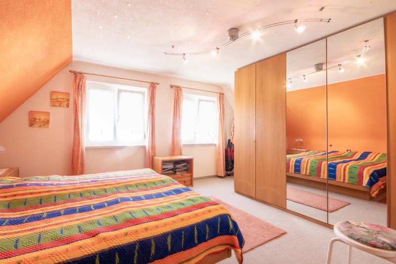 Freistehendes Einfamilienhaus mit schönem Garten in ruhiger Lage von Wutöschingen (10)