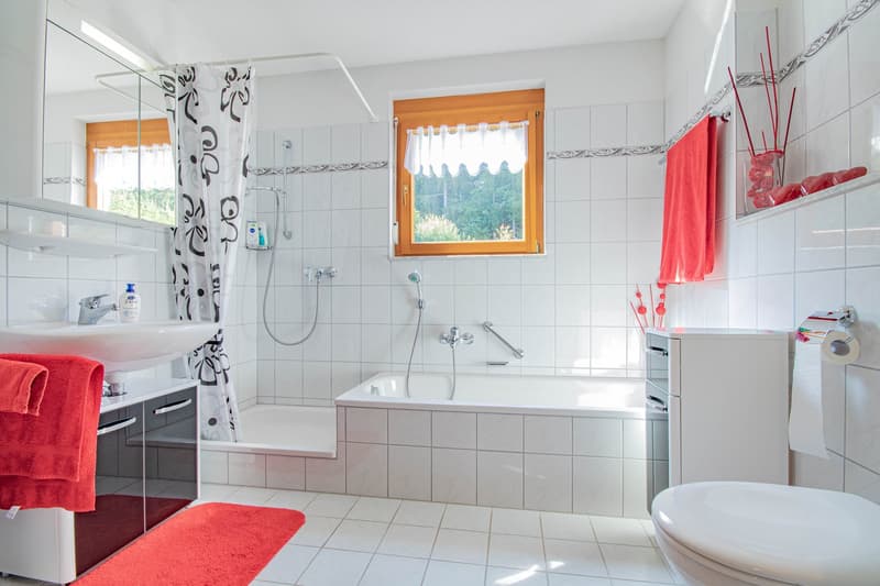 Großzügige 3-Zimmer Wohnung mit zwei Balkonen in Schluchsee (13)