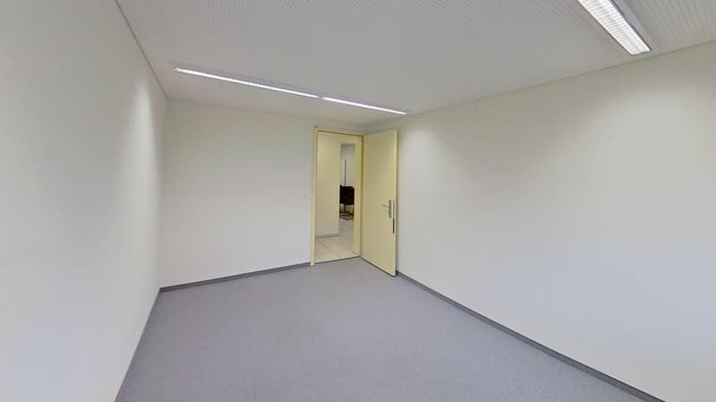 Top Location Appenzell: Office directly at the train station (6)