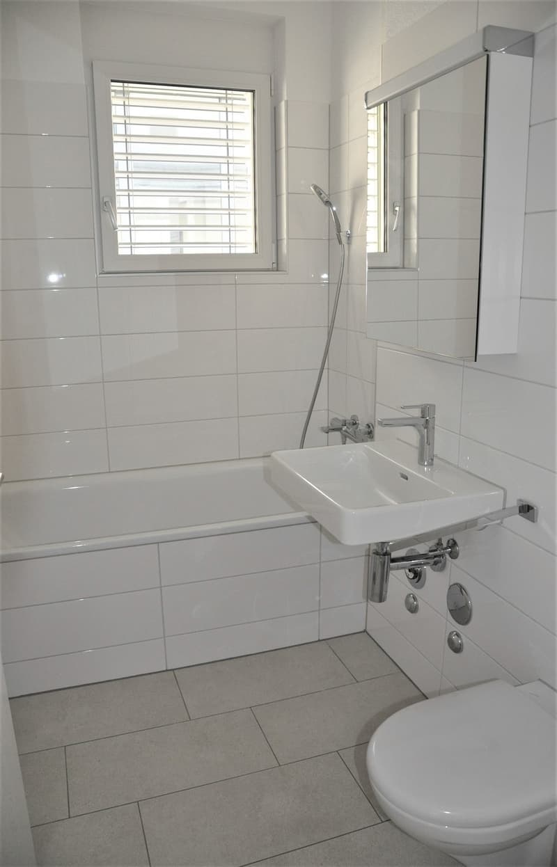 Nasszelle mit Badewanne