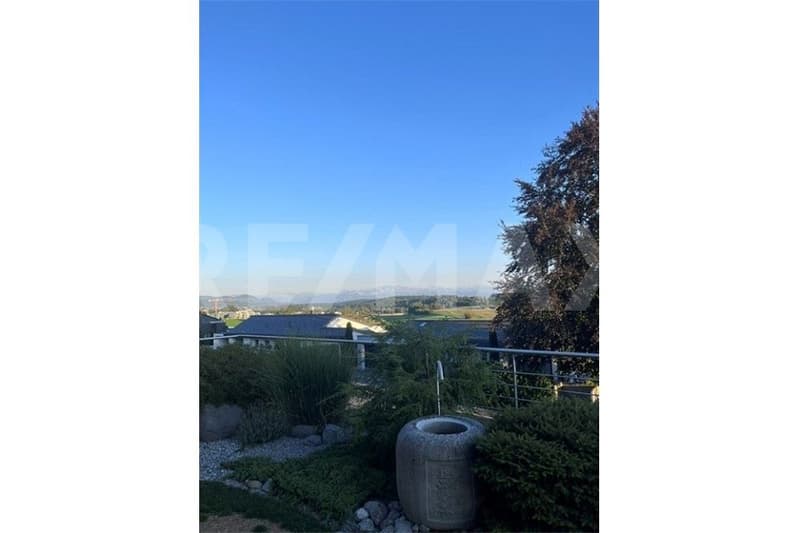 6 1/2 Zimmerhaus an sonniger, ruhiger Lage mit Traumaussicht (8)