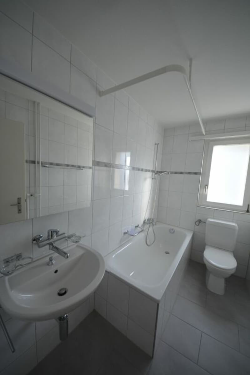 Schöne 2-Zimmerwohnung an zentraler Wohnlage gesucht? (6)
