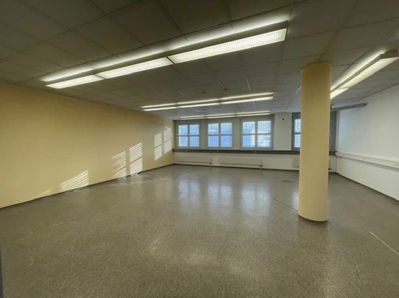 Büro- und Gewerbefläche im Raum Rapperswil zu vermieten! (2)