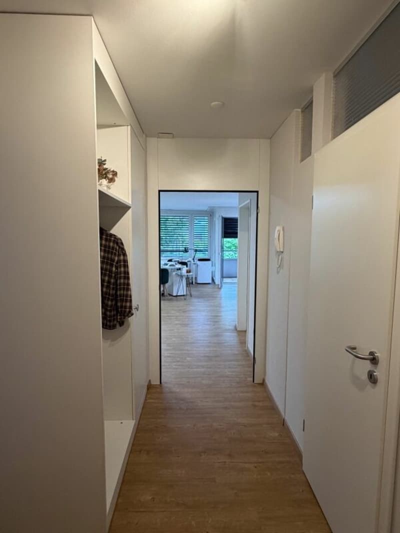 Top-Lage Rüti: Repräsentativer Raum für Kosmetikstudio, Massagepraxis oder Büro (5)