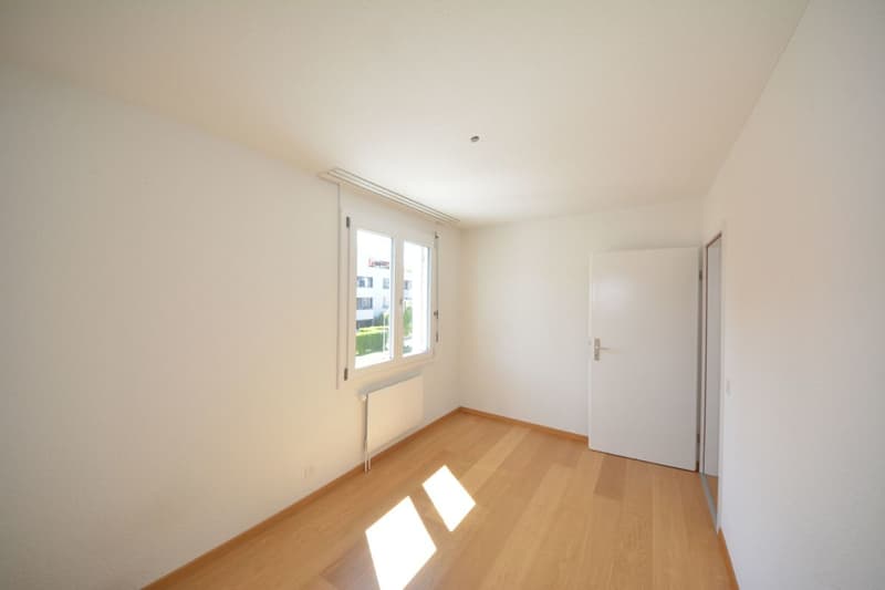 Familienfreundliche 4.5 Zimmerwohnung im Grünen (9)