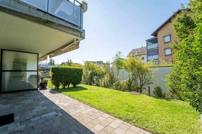 Grosszügige 3.5-Zimmer-Gartenwohnung mit modernem Wohnkomfort (1)