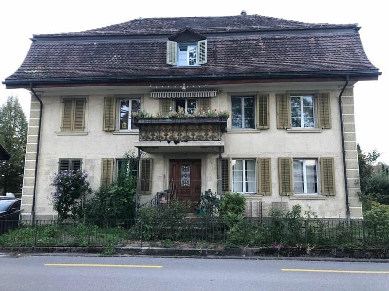 4.5 Zimmerwohnung an zentraler Lage zu vermieten! (1)
