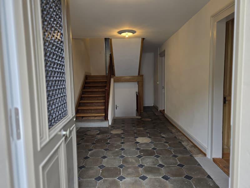 Charmantes 5.5-Zimmer-Reihenhaus an ruhiger - aber zentraler Lage in Ennenda (10)
