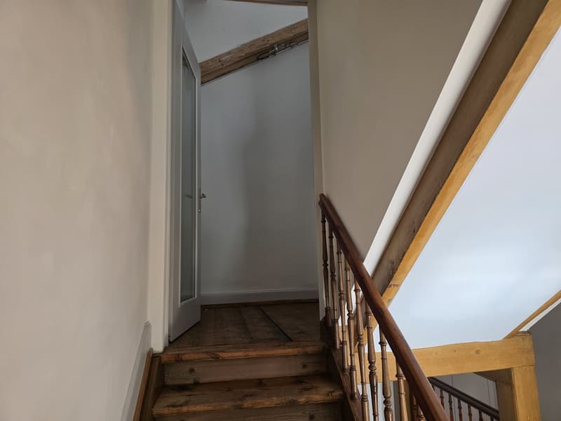 Charmantes 5.5-Zimmer-Reihenhaus an ruhiger - aber zentraler Lage in Ennenda (29)