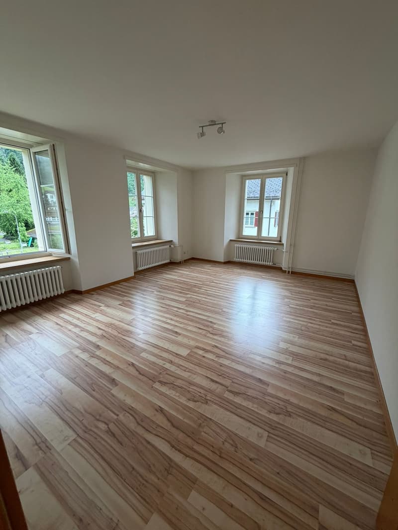 Geräumige 4.5-Zimmer-Maisonette-Wohnung in Glarus Süd – sofort verfügbar! (10)