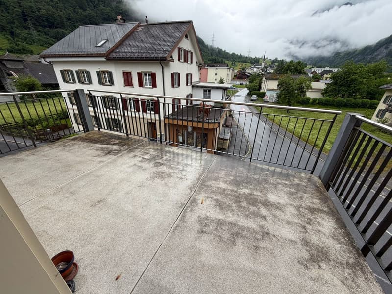 Geräumige 4.5-Zimmer-Maisonette-Wohnung in Glarus Süd – sofort verfügbar! (7)