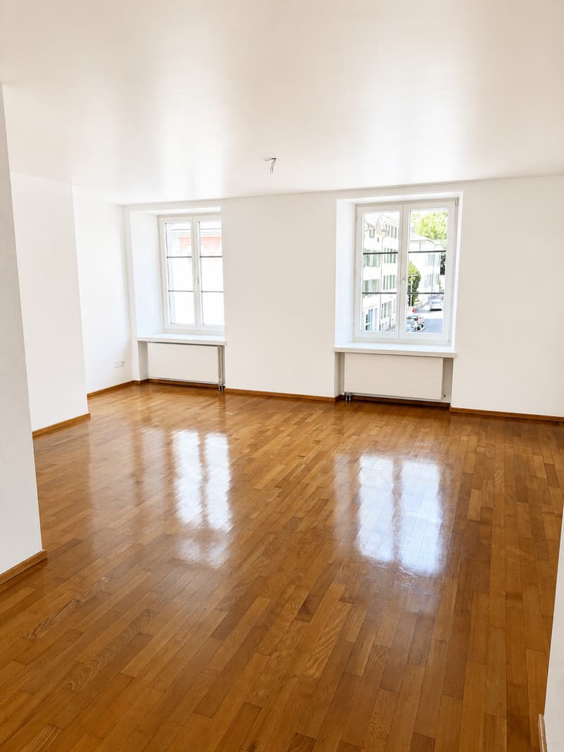 Charmante 3-Zimmer-Wohnung mit Balkon in Glarus – sofort verfügbar! (6)