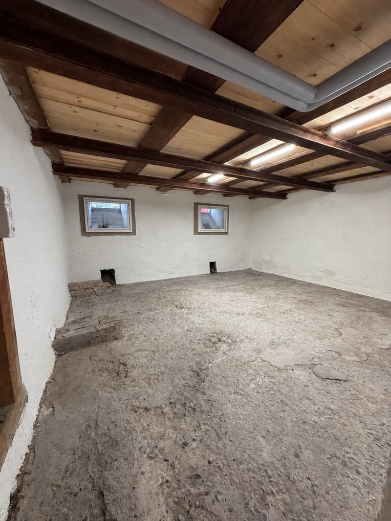 Charmantes 5.5-Zimmer-Reihenhaus an ruhiger - aber zentraler Lage in Ennenda (7)