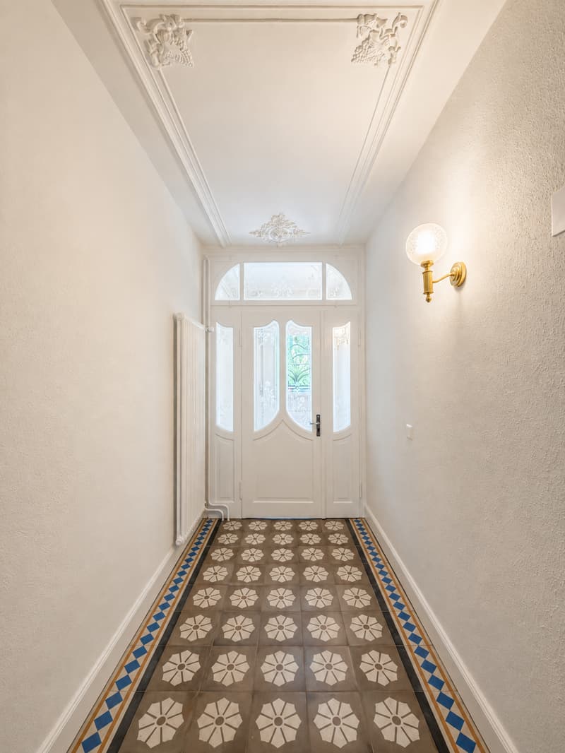 Exklusive 4.5-Zimmer-Maisonettewohnung mit Terrasse (4)
