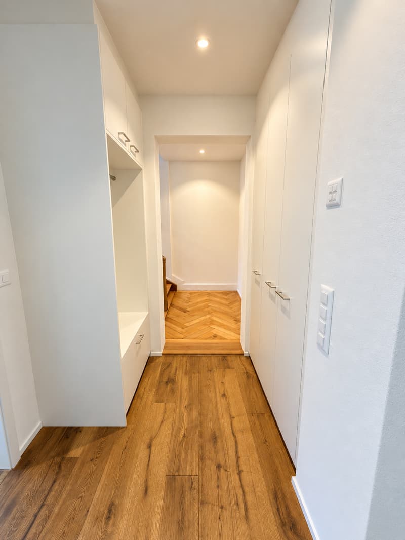 Exklusive 4.5-Zimmer-Maisonettewohnung mit Terrasse (6)