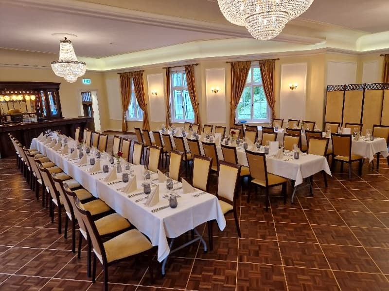 Charmanter Grossraum im Barock-Stil (1)