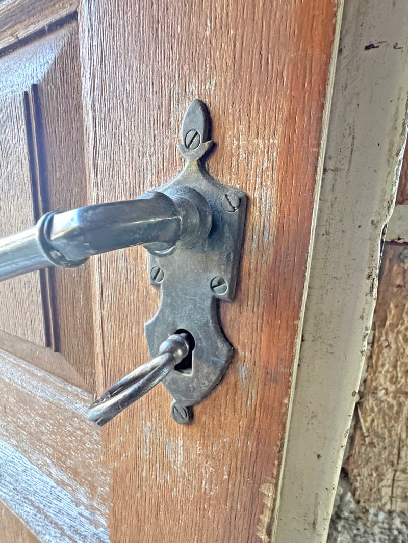 Hausteil (vormals Bauernhaus), im Rohbau, Baubewilligung für Komplett-Sanierung vorhanden (2)