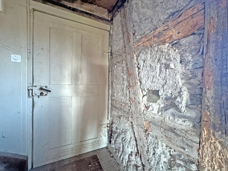 Hausteil (vormals Bauernhaus), im Rohbau, Baubewilligung für Komplett-Sanierung vorhanden (10)