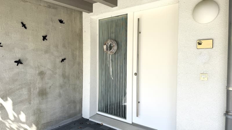 modernes Klima-Holzhaus 6½-Zimmer, mit PV-Anlage, Doppelgarage und sonnigem Garten (4)