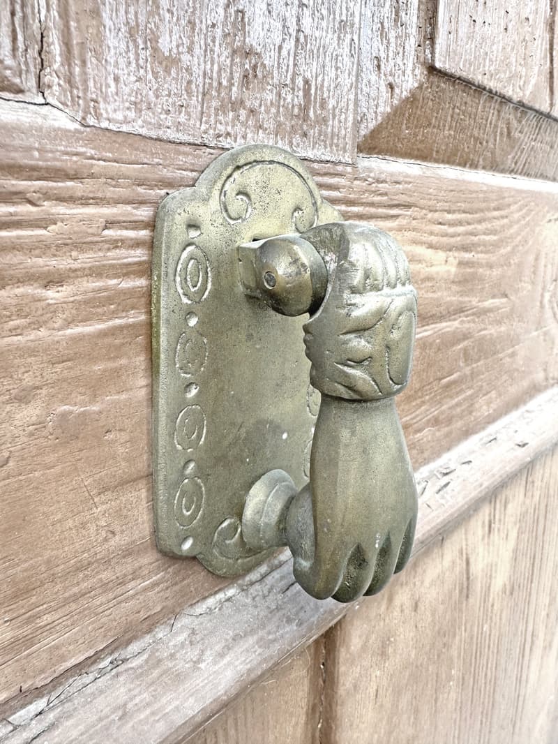 Charmantes Liebhaberobjekt, mit 6½ Zimmer, viel Holz und Wärme (3)