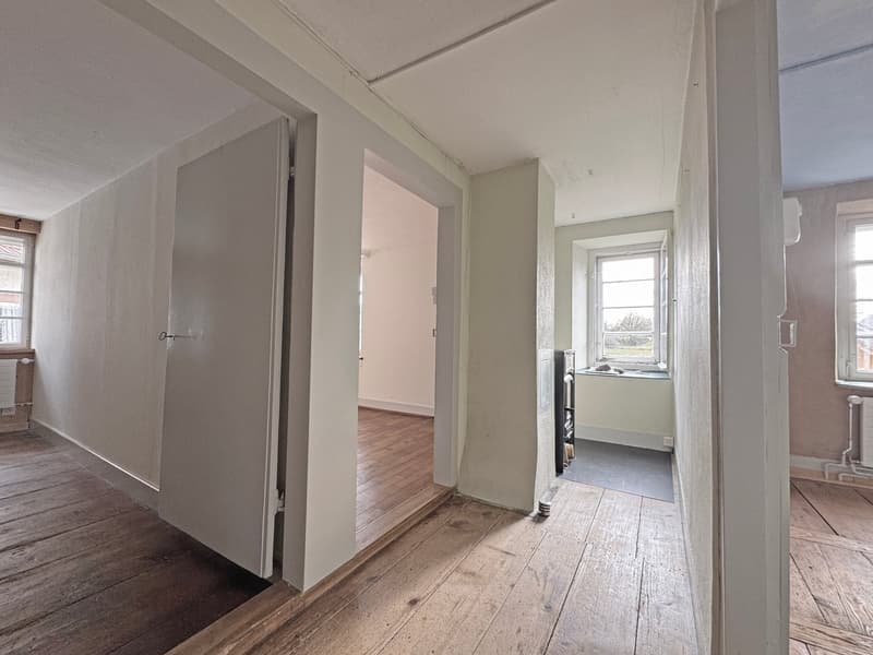 Charmantes Liebhaberobjekt, mit 6½ Zimmer, viel Holz und Wärme (14)