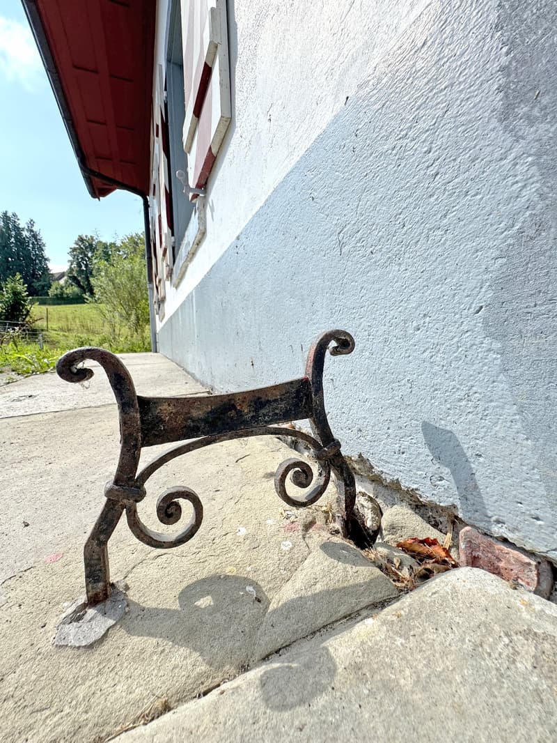 Historisches Einfamilienhaus mit 10.5 Zimmern in idyllischer Lage (22)