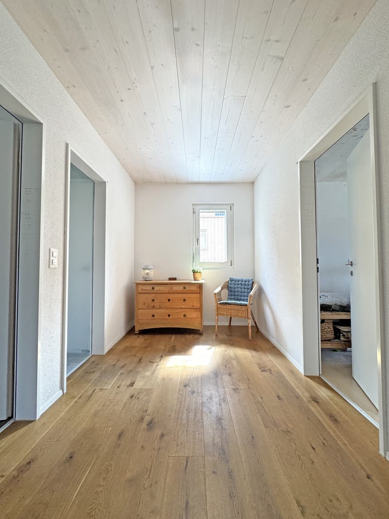 Gepflegtes 5½ Zimmer-Doppeleinfamilienhaus, in ökologischer Holzbauweise (6)