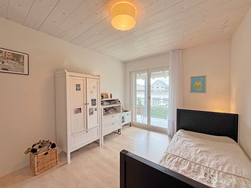 Gepflegtes 5½ Zimmer-Doppeleinfamilienhaus, in ökologischer Holzbauweise (10)