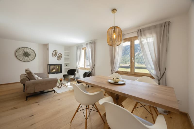 Luxuriöse 3.5-Zi-Whg mit Panoramasicht im 1. OG - Erstbezug (1)