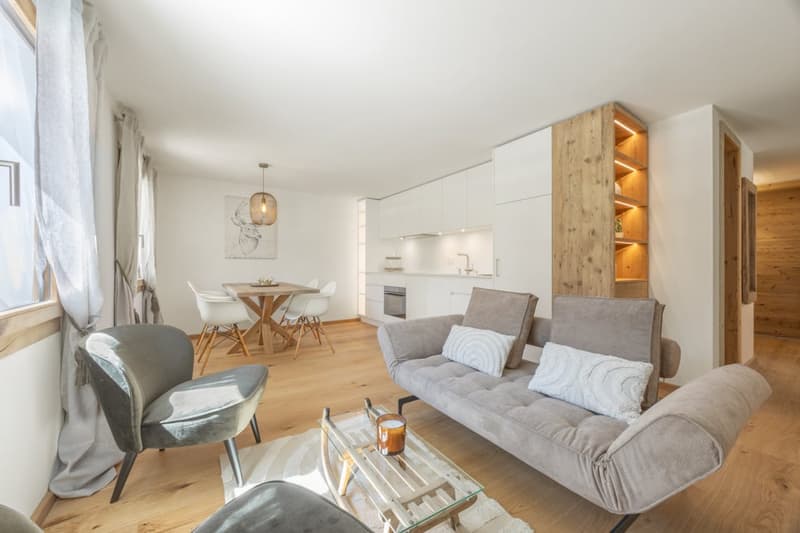 Luxuriöse 3.5-Zi-Whg mit Panoramasicht im 1. OG - Erstbezug (3)
