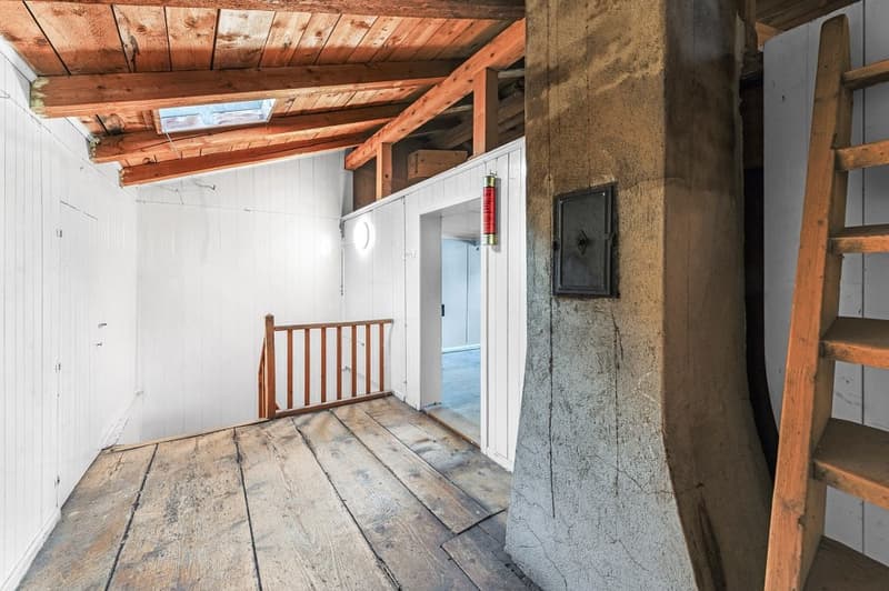 Maison unifamiliale avec potentiel de rénovation à Neu St. Johann (11)
