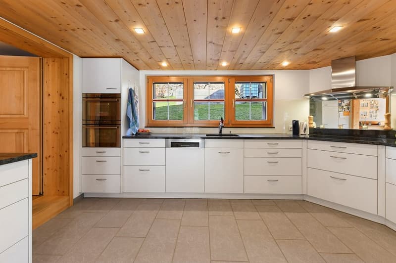 Maison individuelle détachée avec vue lointaine et offre d'espace généreuse (7)
