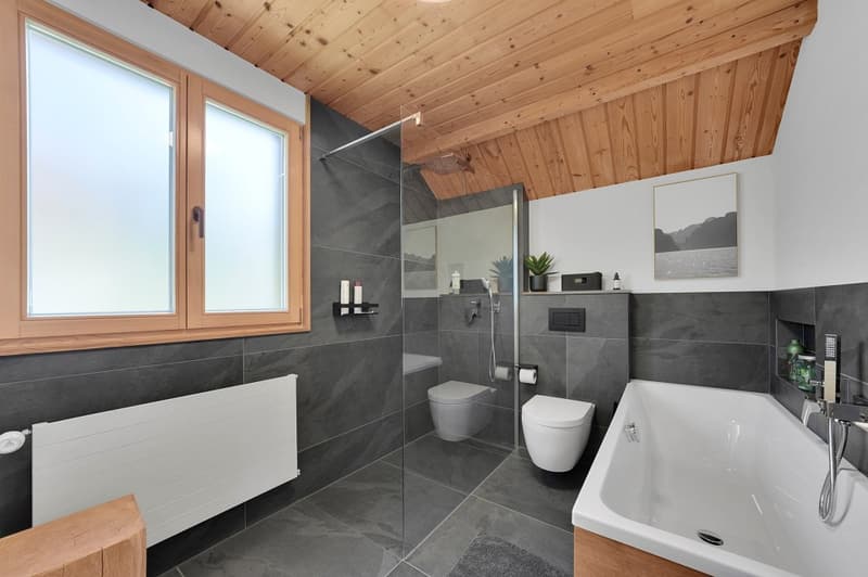 Exklusives 5.5-Zimmer-Chalet in unverbaubarer Aussichtslage in Wildhaus (12)