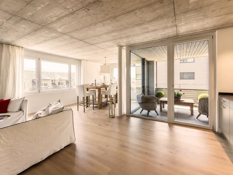 Wohnen / Essen mit Loggia