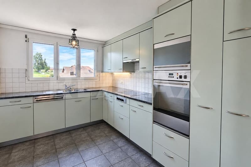 Grosszügige Dachwohnung zum Wohlfühlen (9)