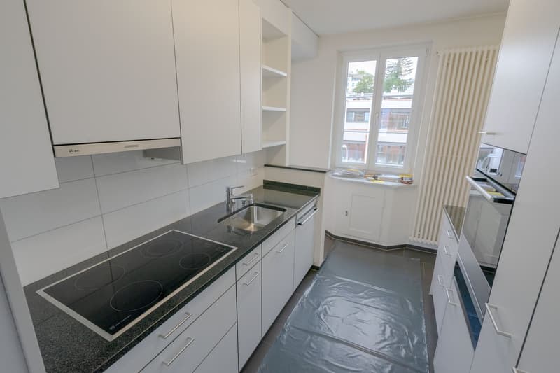 4-Zimmer-Altbauwohnung mit Seesicht im Zürcher Seefeld (3)