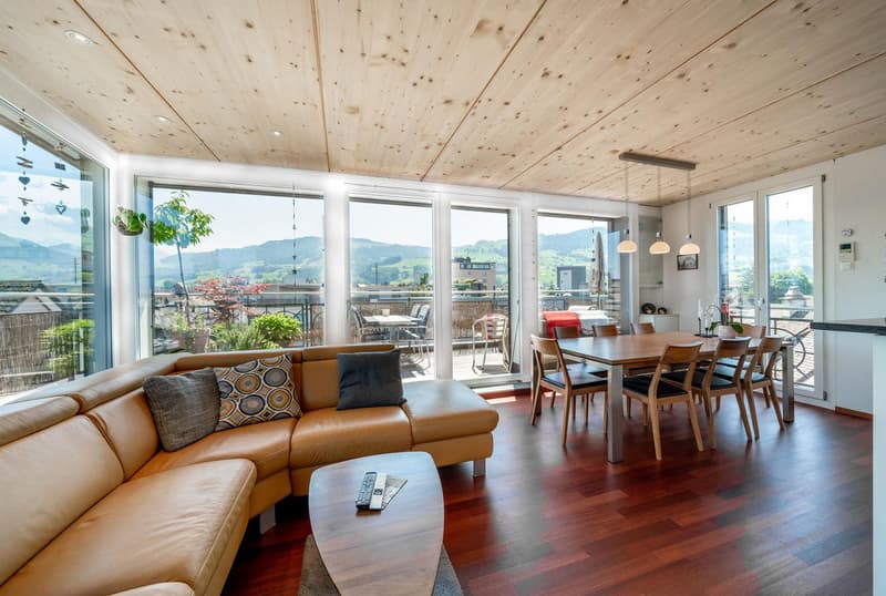 Charmante 4.5-Zimmer-Maisonettewohnung in Lachen – ab September 2026 zu vermieten (3)