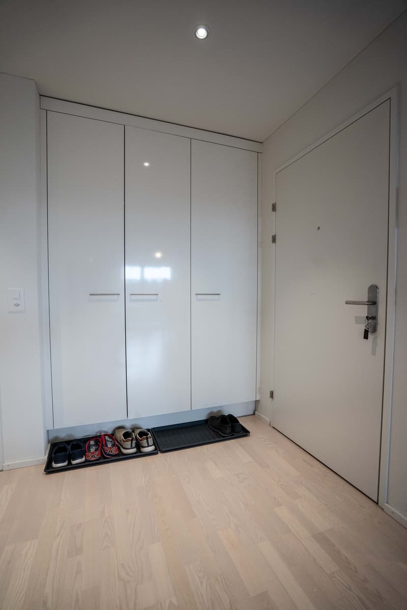 befristet - Moderne 4.5 Zimmerwohnung in Horgen (5)