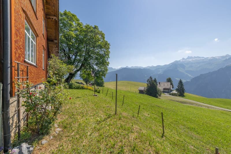6.5-Zi-Ferienhaus an idyllischer Panoramalage (17)
