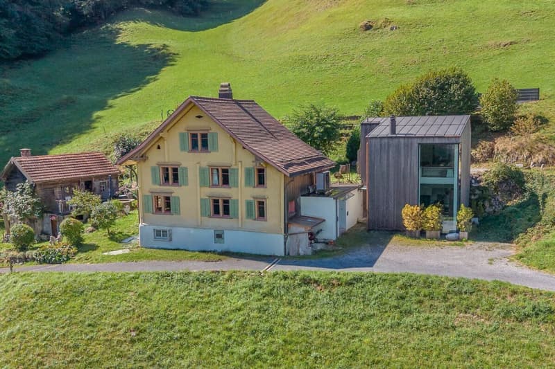 Weiler mit Gästehaus und Blick auf den Walensee (1)