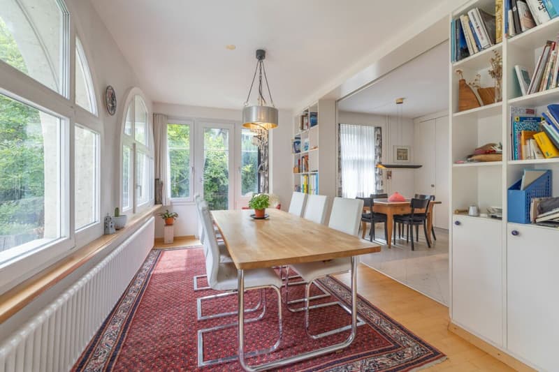 7.5-Zi-Einfamilienhaus mit Einliegerwohnung und Garten (6)