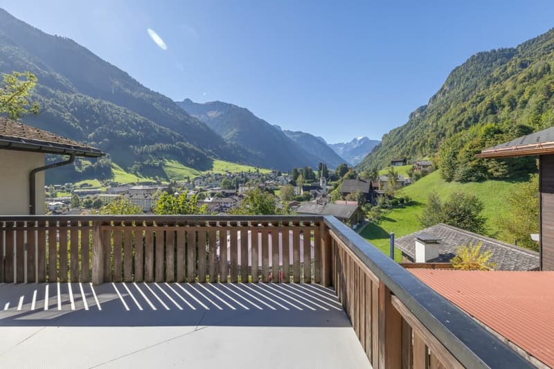 5.5-Zi-Einfamilienhaus am sonnigen Südhang (2)