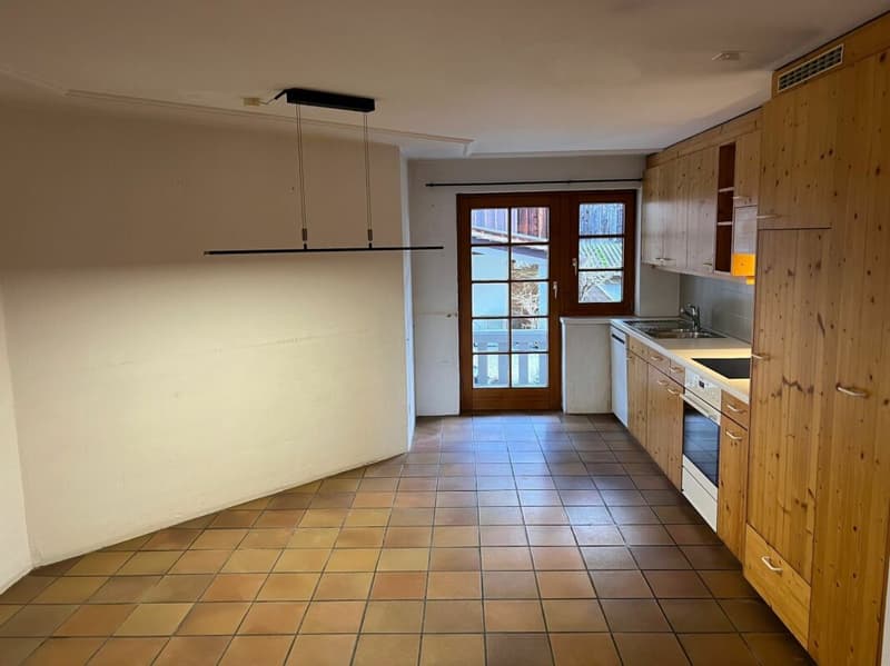 Gemütliche 4.5-Zimmer-Wohnung mit Balkon in Hallau (5)