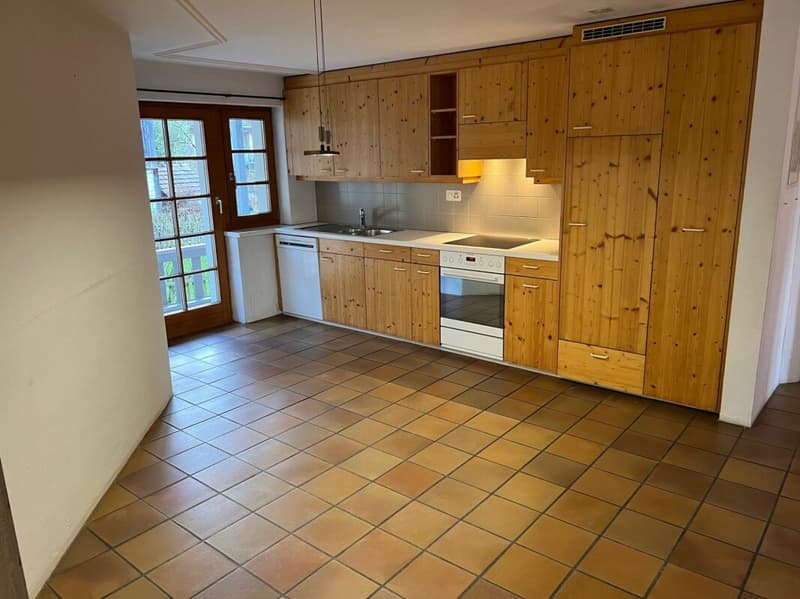 Gemütliche 4.5-Zimmer-Wohnung mit Balkon in Hallau (4)