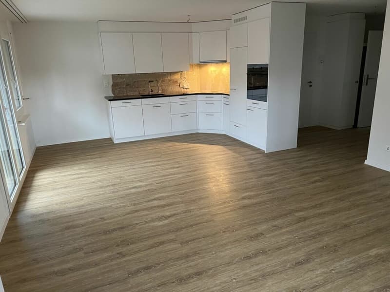 Modernes 2.5-Zimmer-Apartment - Ideal für Seniorenresidenz (2)