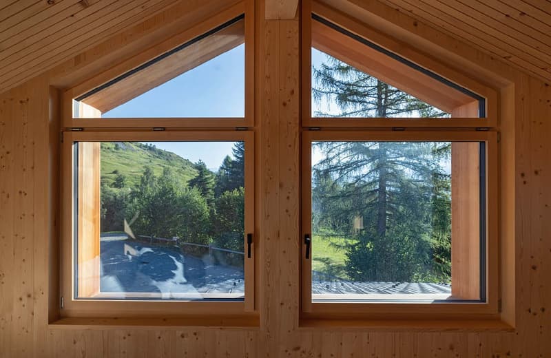 Exklusive Mountain Lodge mit traumhafter Bergsicht (11)