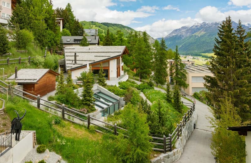 Exklusive Luxusvilla im Oberengadin – Zweitwohnsitz mit Spa, Tiefgarage & Weitblick (14)