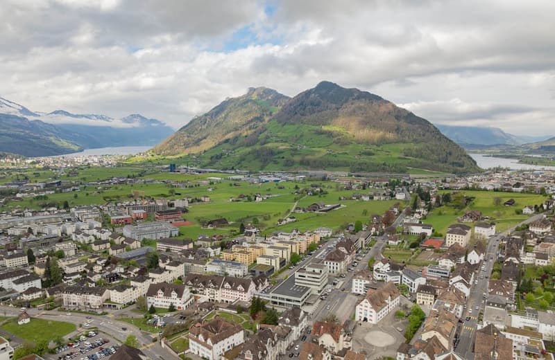 Historisches Wohn- und Geschäftshaus in Schwyz (6)