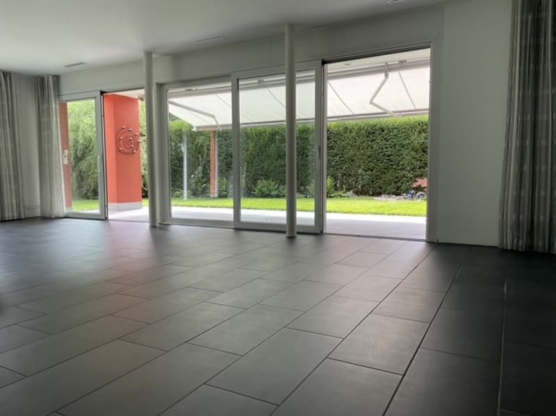 Familientraum - Modernes Anwesen, zentral und ruhig gelegen (3)